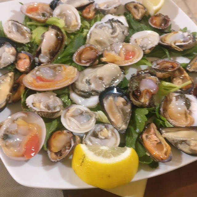 Carpaccio Di Tonno E Gamberi Crudi