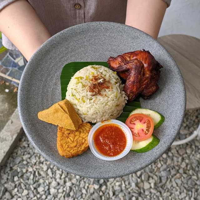 Nasi Liwet Ayam Kalasan