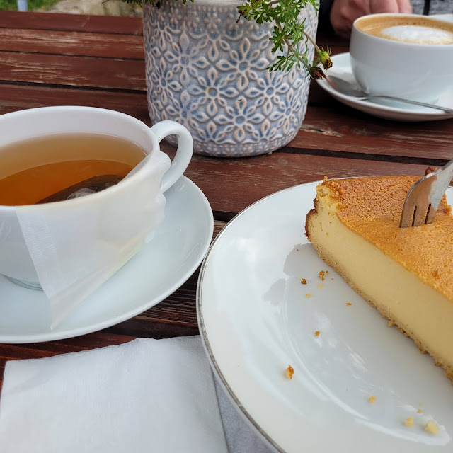 Tee Und Käsekuchen