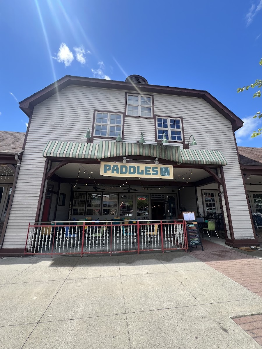 Paddles Kitchen & Canteen