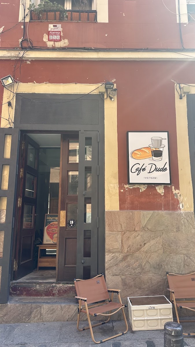Café Dude