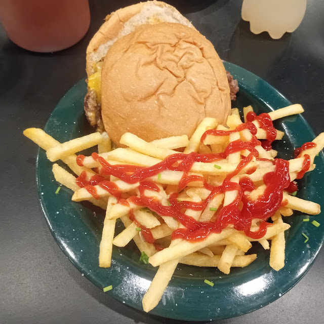 Hamburguesa Con Fritas