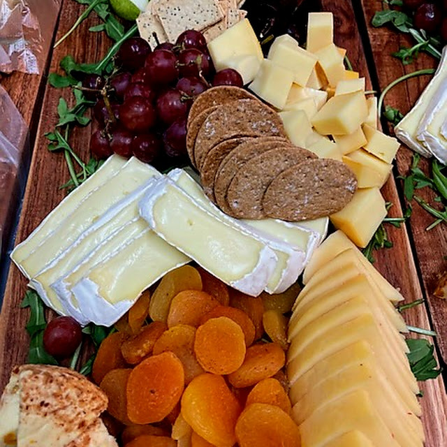 Cheese & Fruit