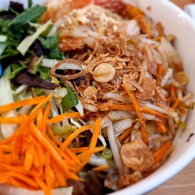 Vermicelli Noodles in the Bowl