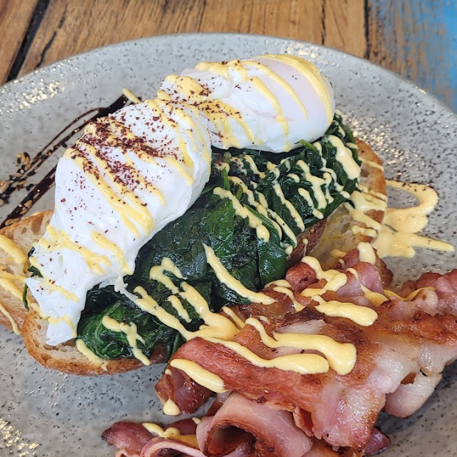 Eggs Florentine