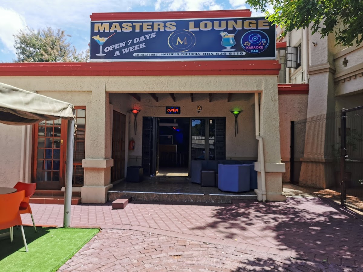 MASTA LOUNGE