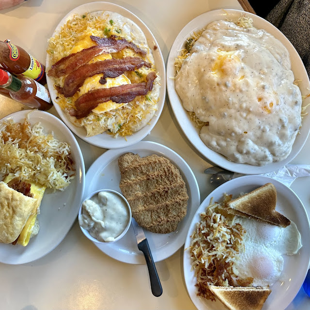 Grits & Toast