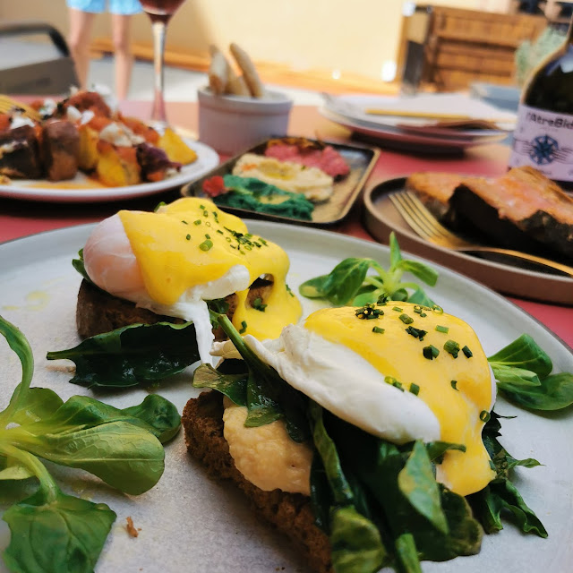 Huevos Benedictinos