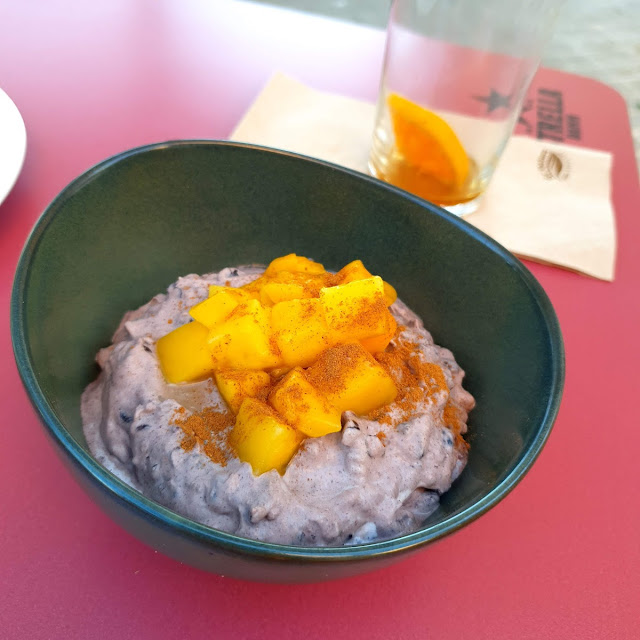 Mango Amb Arròs