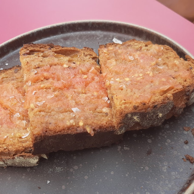 Pan Tostado Con Tomate