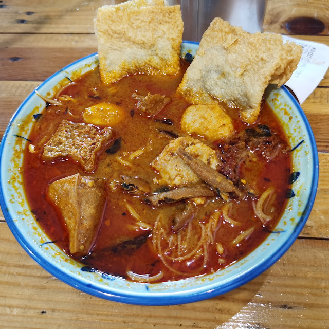 Hakka Curry Noodles