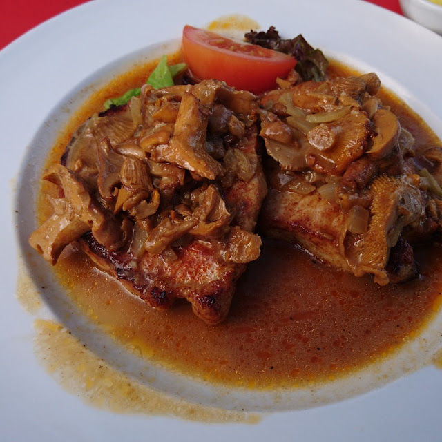 Schweinefleisch Mit Pfifferlingen
