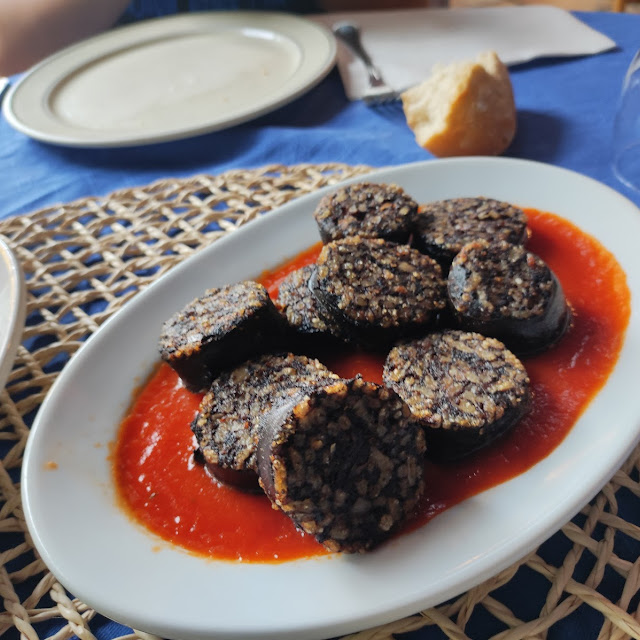 Morcilla Con Tomate
