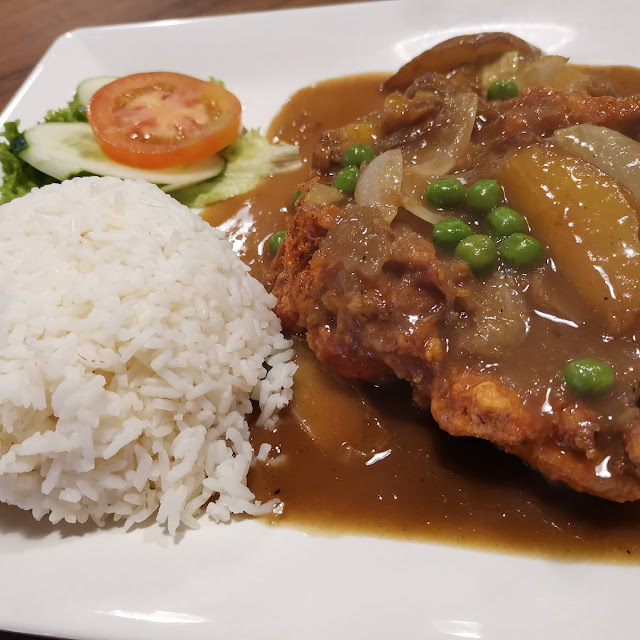 Hainanese Sauce Chicken Rice