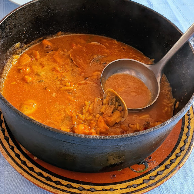 Caldero de Arroz Con Almejas de Carril