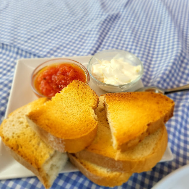 Pan Alioli Y Tomate