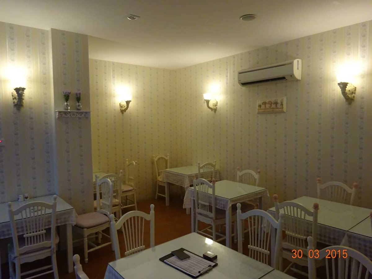 Victorian Garden Tea Room & Cafe
