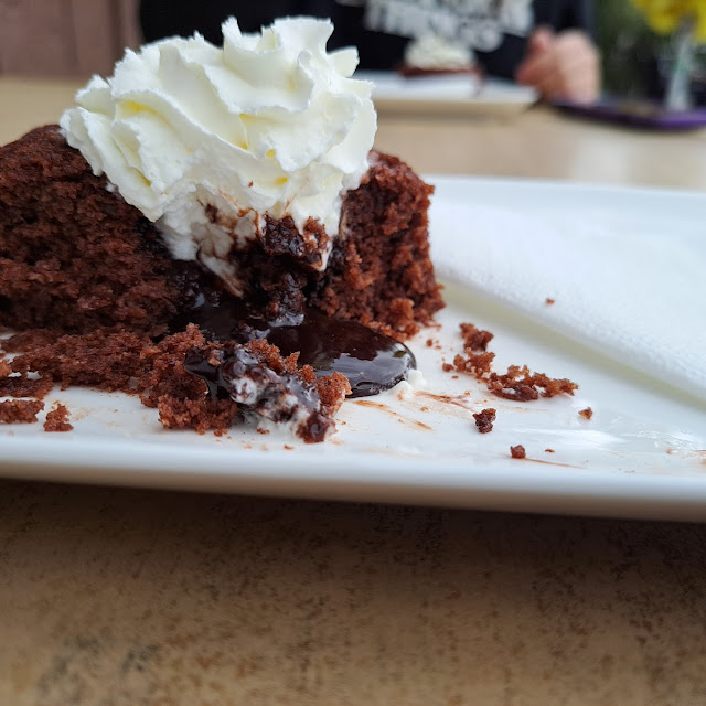 Nussküchlein Mit Schokolade