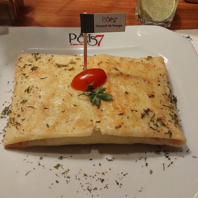 Crepe de Fricasse de Frango