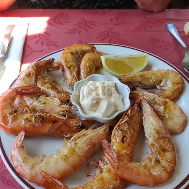 Langostinos Y Mayonesa
