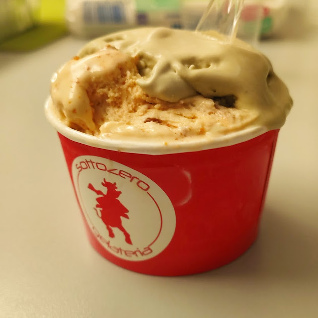 Gelato Pistacchio E Bisco Caramel