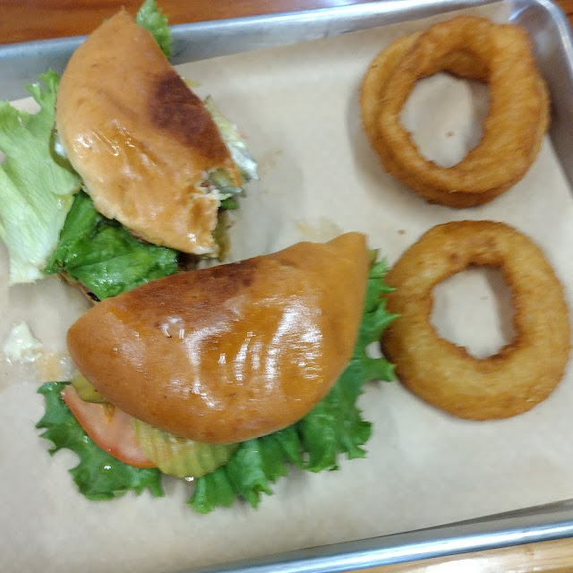 Green Chile Burger to Die