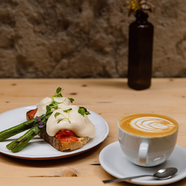 Eggs Benedict