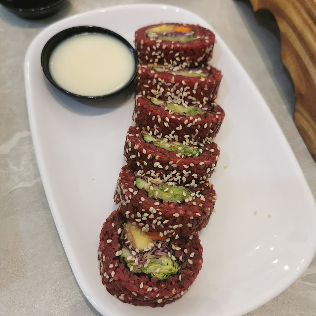 Beetroot Sushi Roll