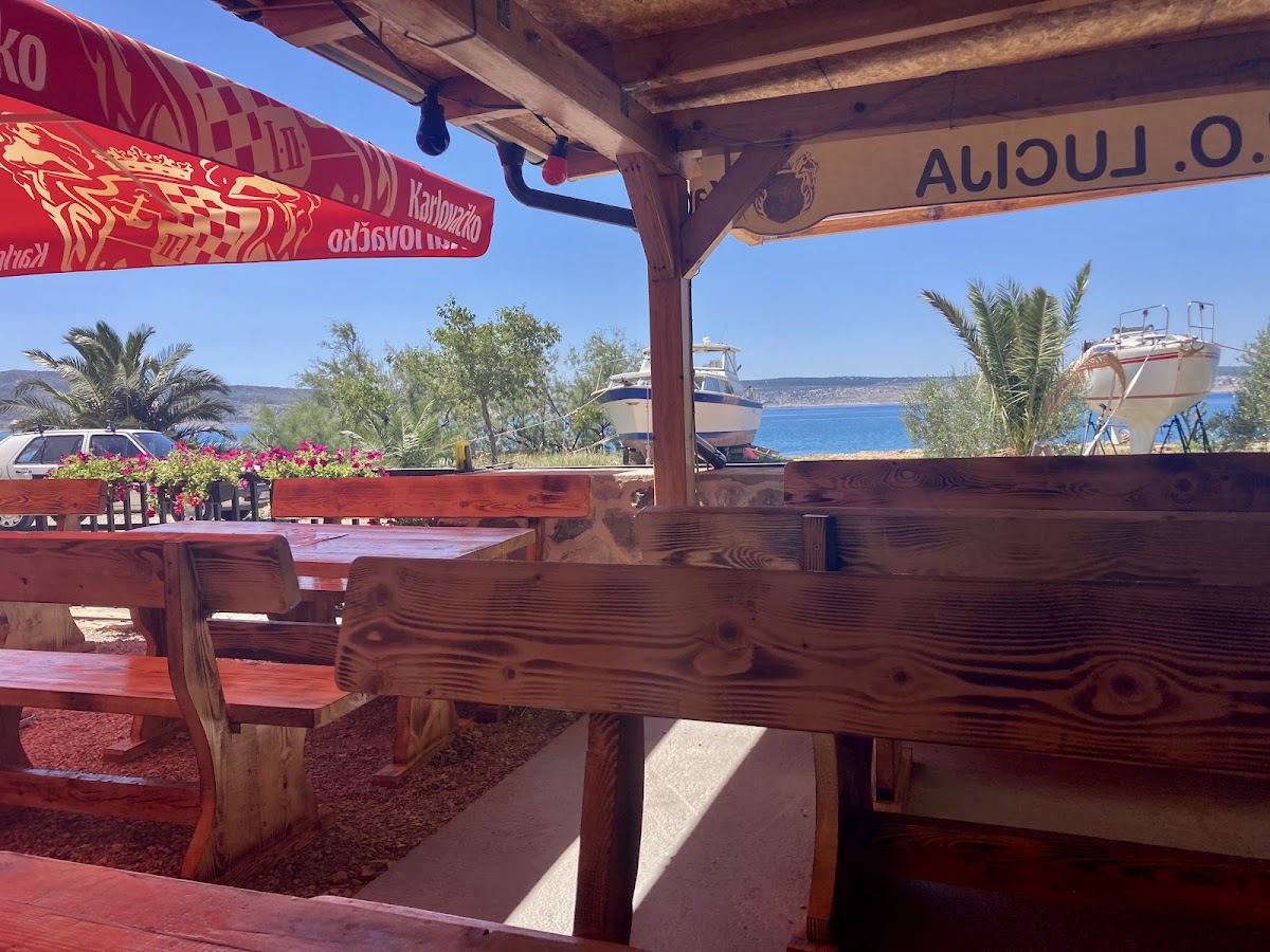 Beach bar Lucija