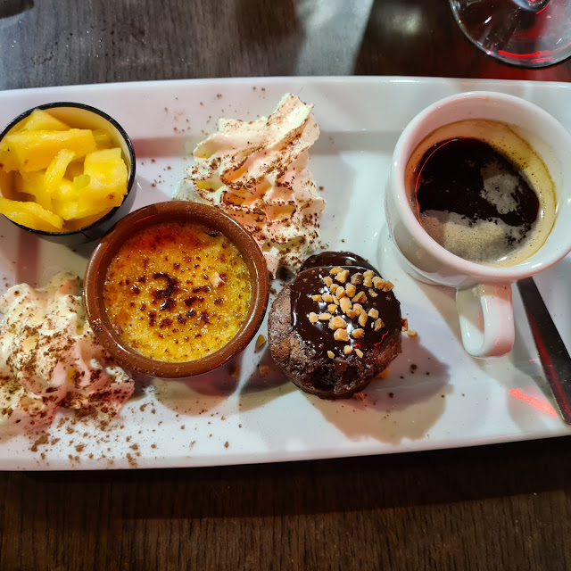Café Gourmand