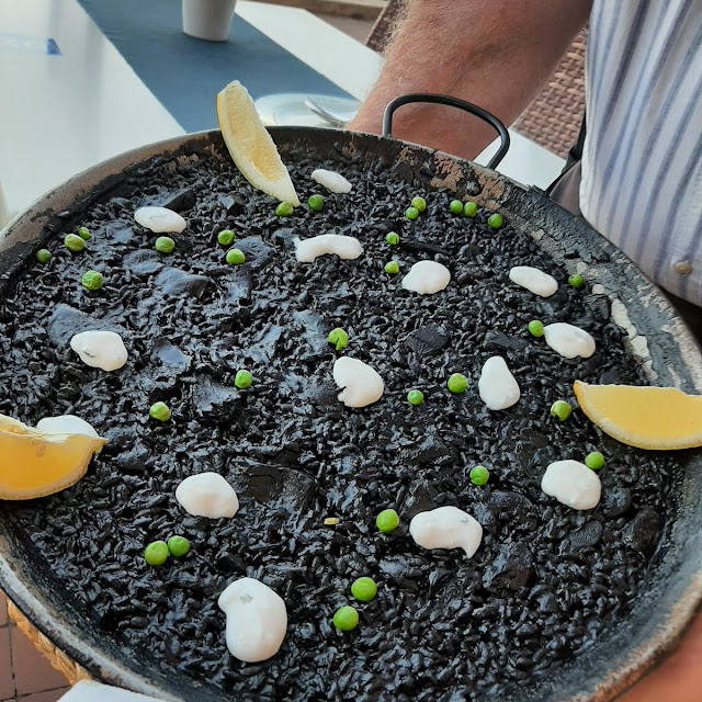 Ottima Paella Nigra