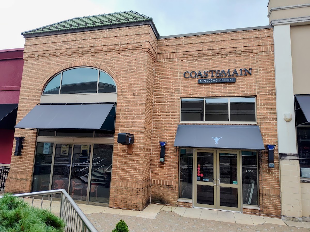 Coast and Main Seafood and Chophouse