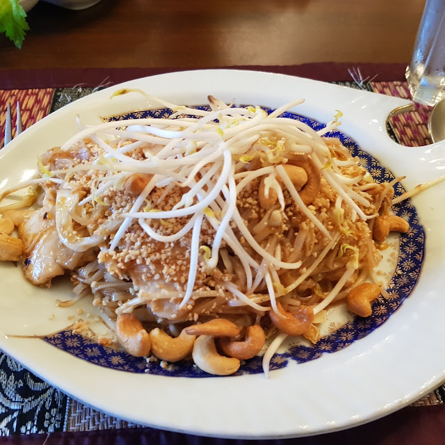 Chicken Pad Thai Noodles