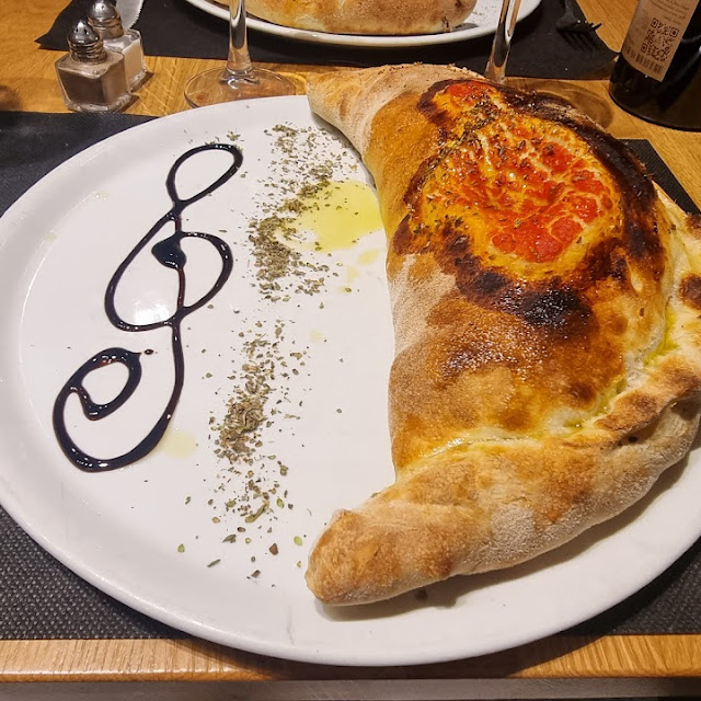 Calzone