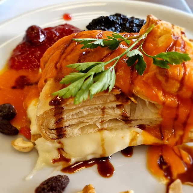 Hojaldre de Queso Asado