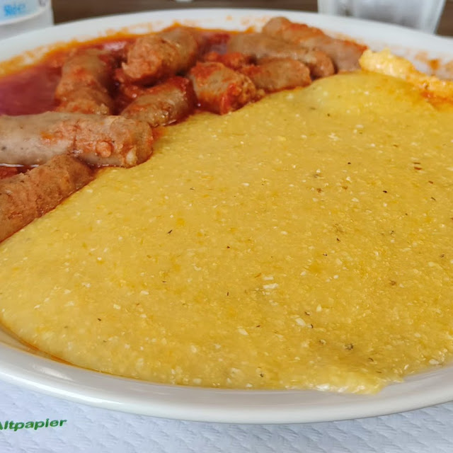Polenta E Salsiccia