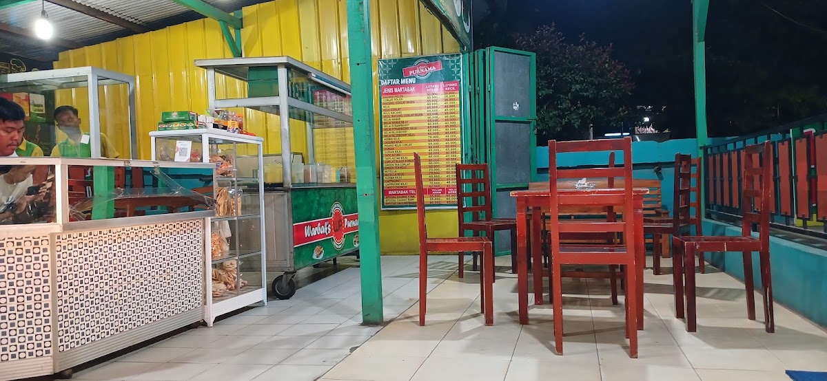 Warbak's purnama poncowati