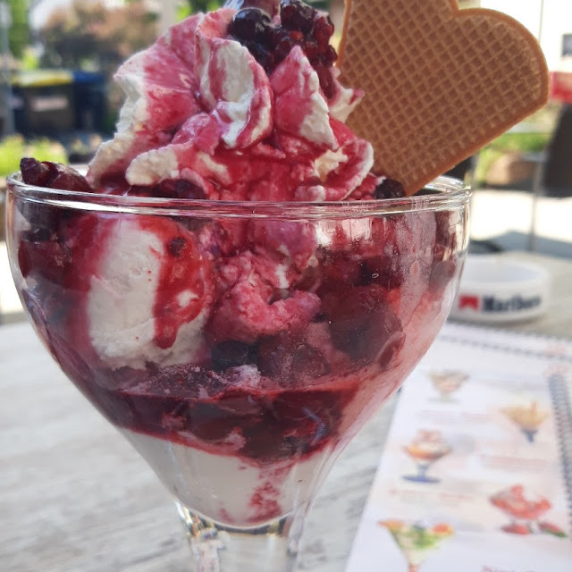 Früchtebecher
