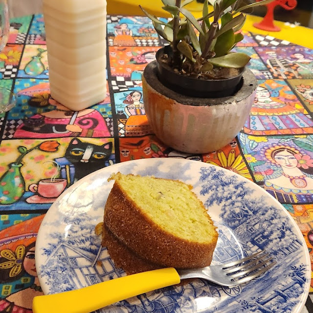 Bolo de Capim Limão