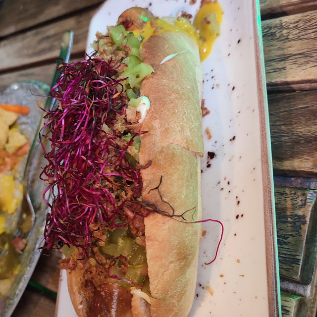Pickle Hot Dog