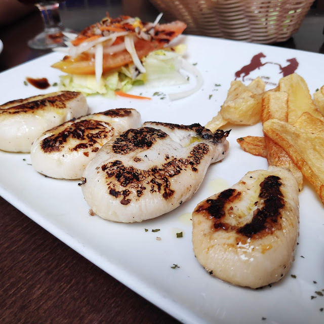Huevos de Chocos A la Plancha