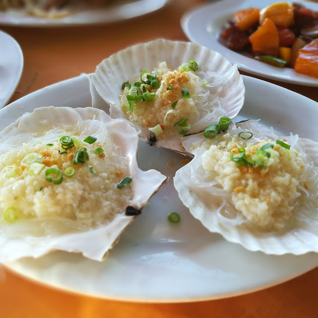 Steamed Jumbo Scallop
