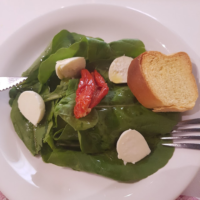 Rúcula Muçarela Tomate