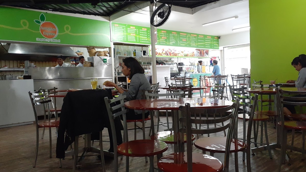 Antojitos Express