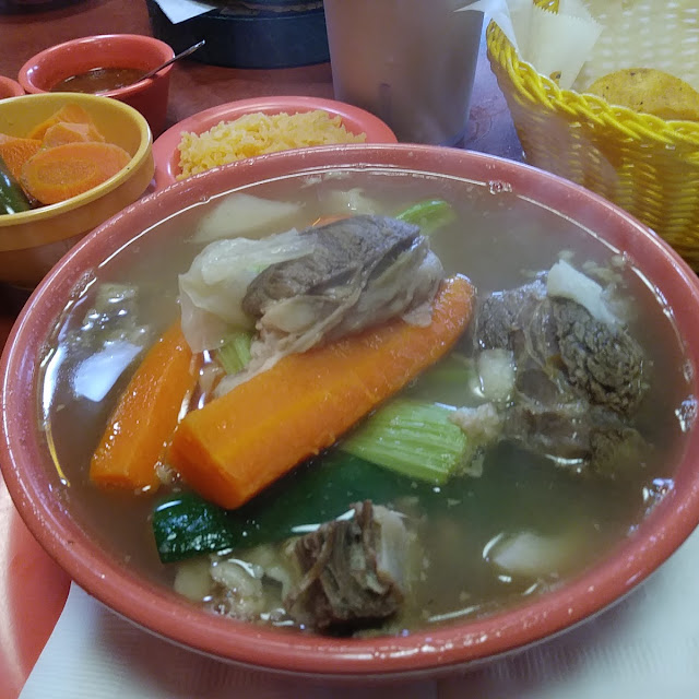 Caldo de Res