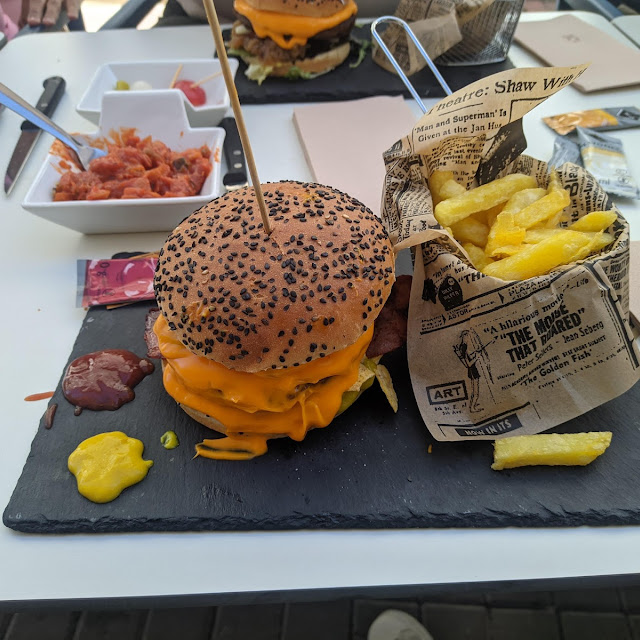 Hamburguesa la Mexicana