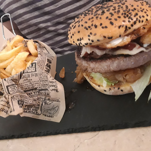 Hamburguesa Capricho