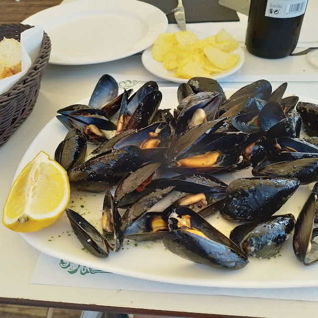 Entree Moules