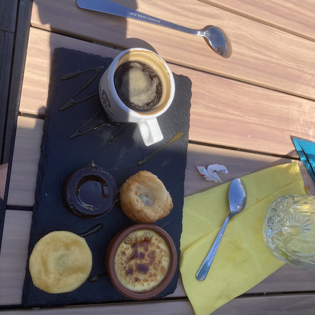 Café Gourmand