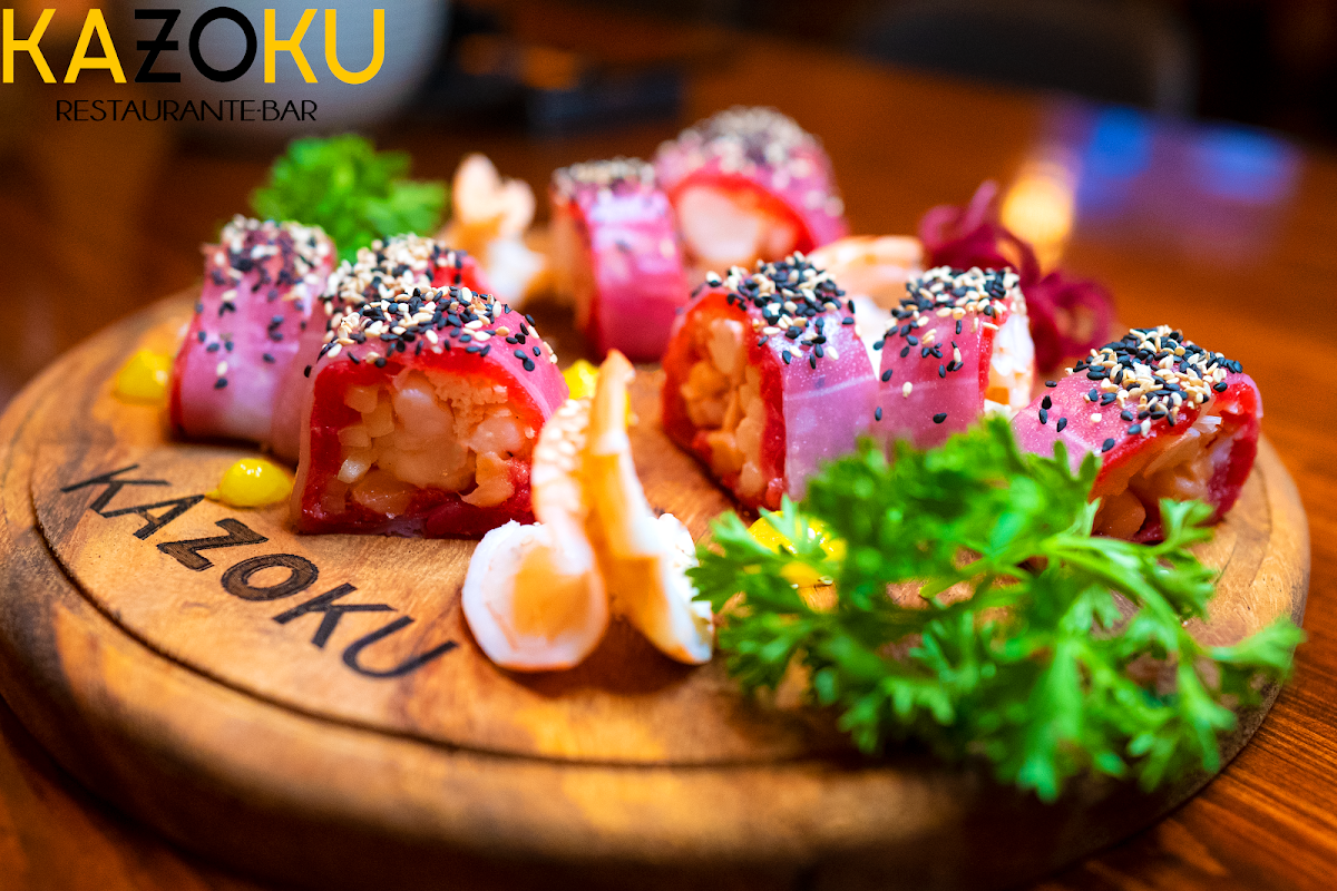 KAZOKU Restaurante & Bar